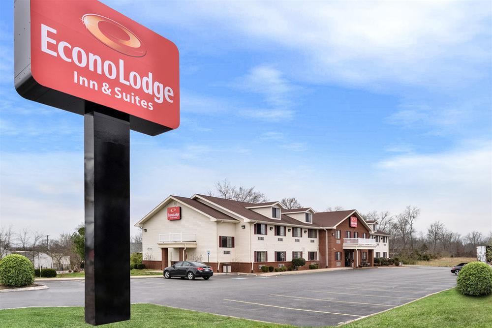Econo Lodge Inn & Suites Шелбивилл Экстерьер фото