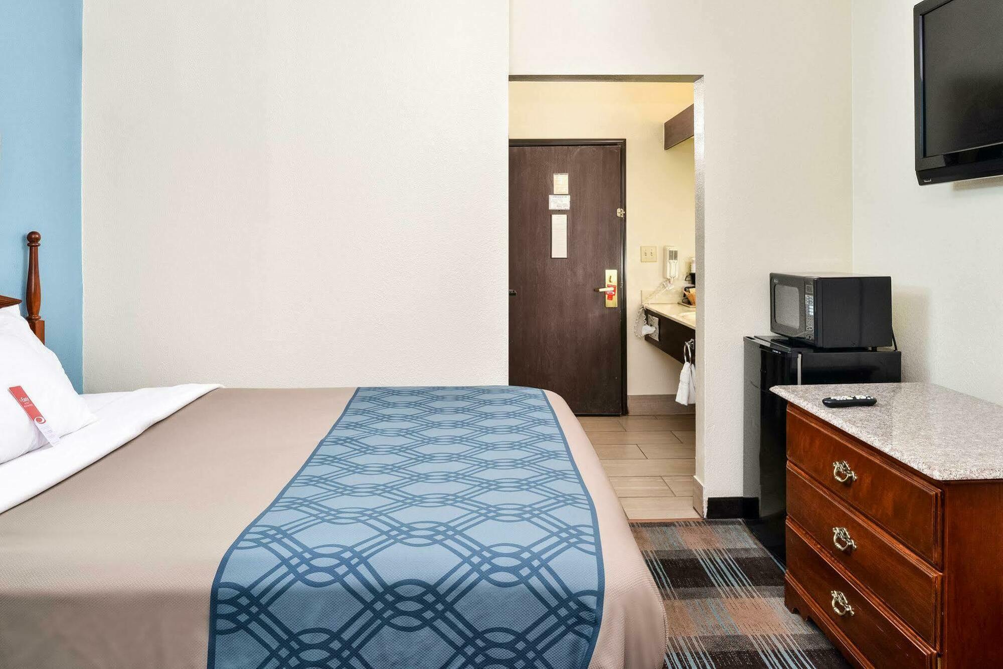 Econo Lodge Inn & Suites Шелбивилл Экстерьер фото